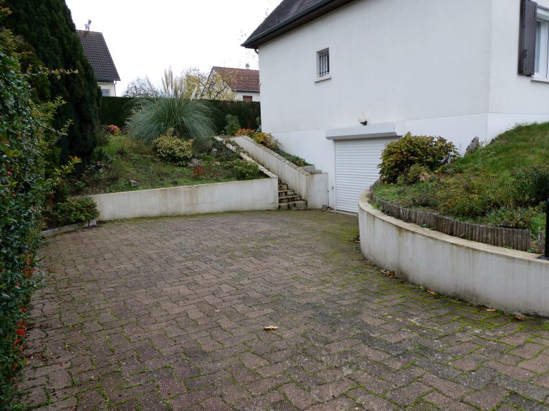 Maison sur sous-sol avec Jardin - Briare 45250 à vendre