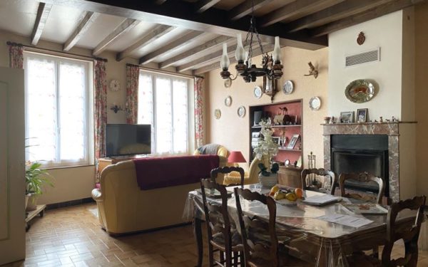 Maison familiale avec jardin - Saint-Brisson-sur-Loire 45500 à vendre