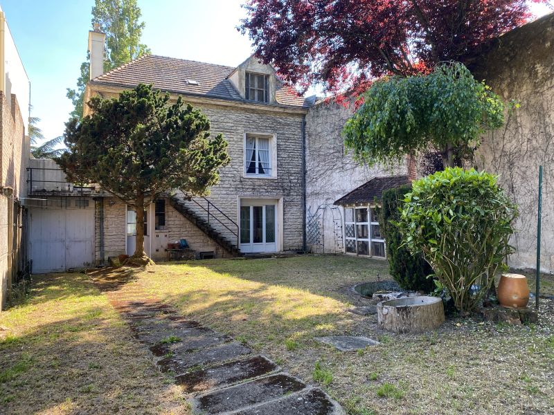Maison de ville vue sur la Loire - Gien 45500 à vendre