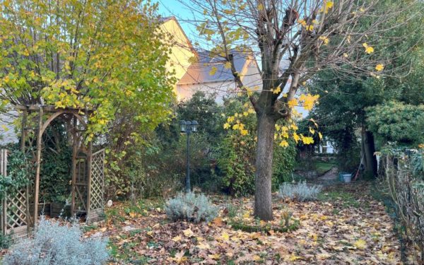 Maison de ville avec jardin - BRIARE 45250 à vendre