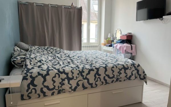 Maison de ville avec cour - BRIARE 45250 à vendre