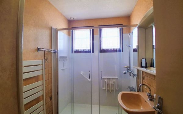 Maison de plain-pied avec garage Briare 45250 à vendre
