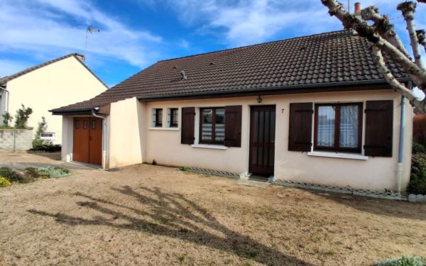Maison de plain-pied avec garage Briare 45250 à vendre