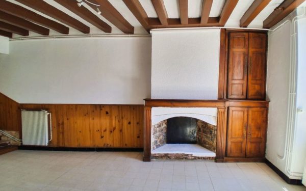 Maison de centre-ville avec jardin à louer Briare 45250