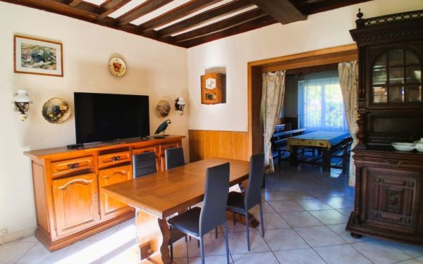 Maison de village avec garage et dépendances La Buissière 45230 à vendre